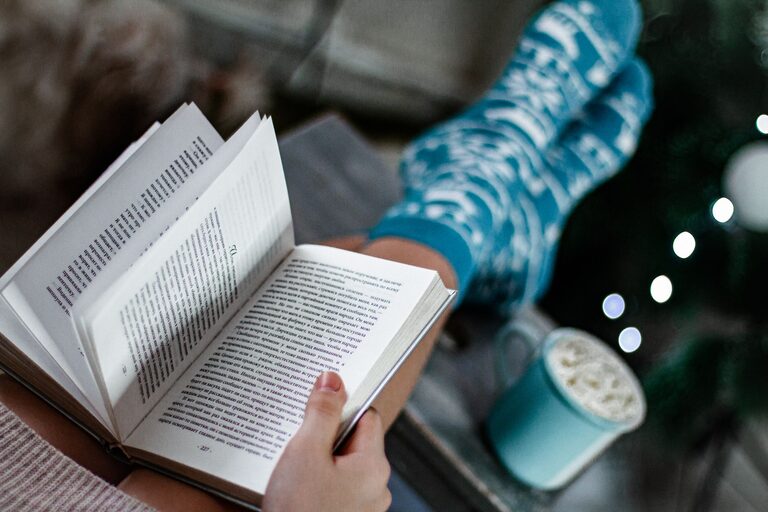 Cozy Evenings Without Screens: Simple Ideas to Unwind